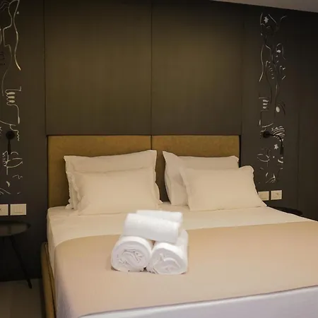 酒店 Arka Art Theatre Atelier 地拉那