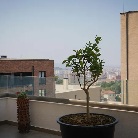 Отель Arka Art Theatre Atelier Тирана